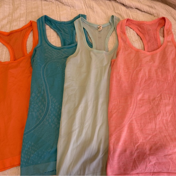 lululemon tank tops - Picture 1 of 2